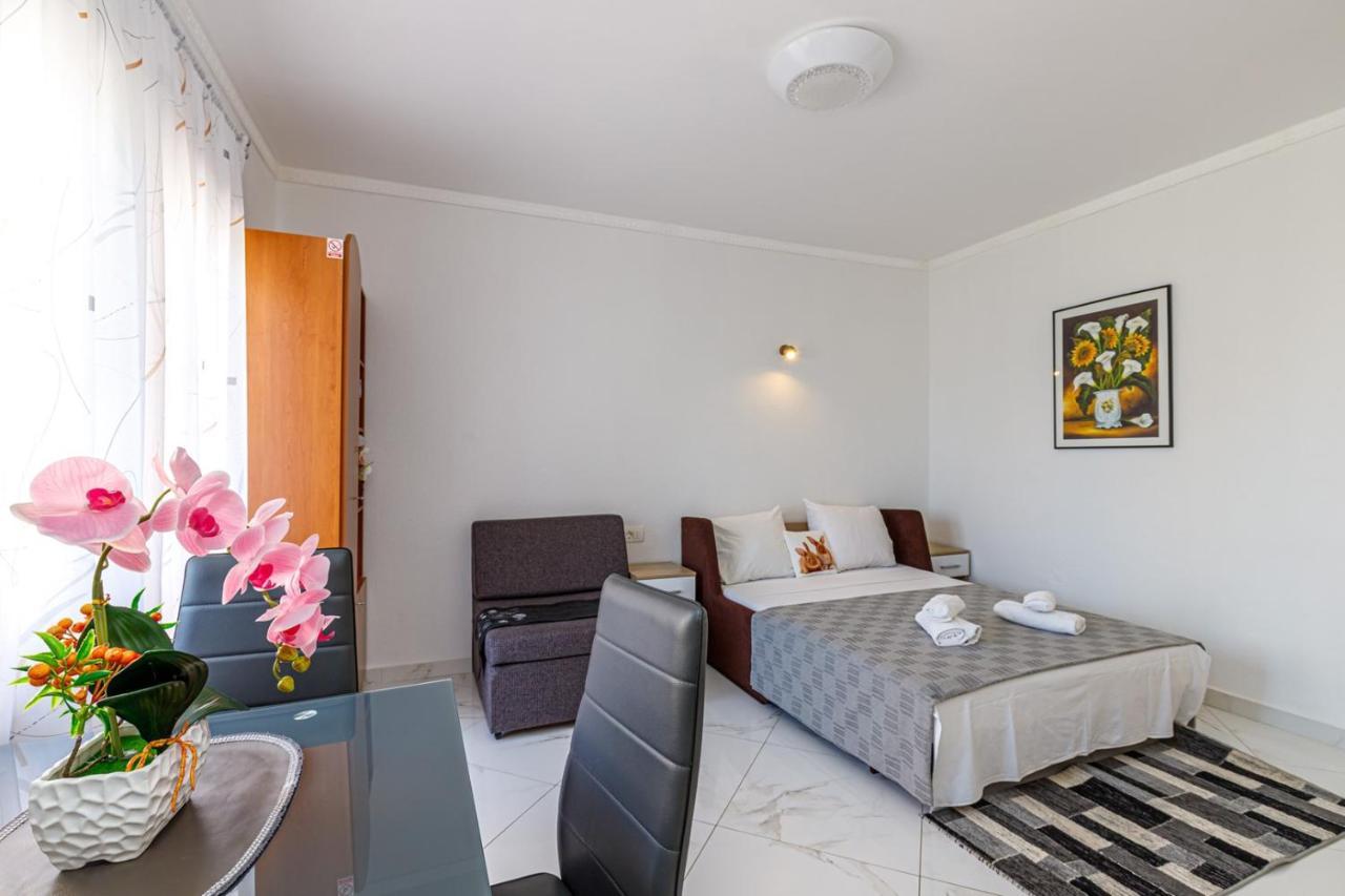 Genoa Rooms ポレッチ エクステリア 写真