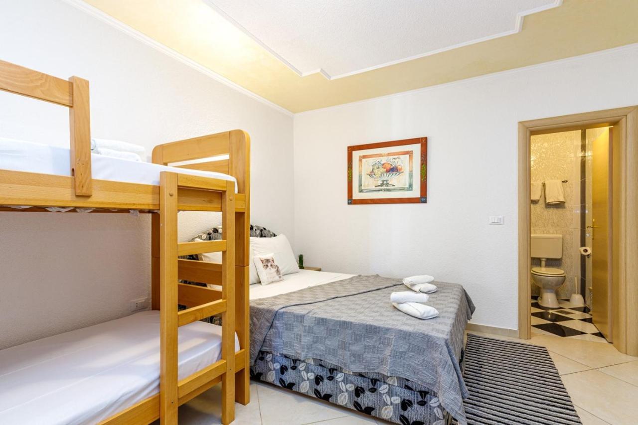 Genoa Rooms ポレッチ エクステリア 写真